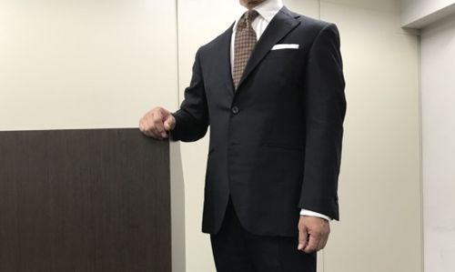 ビジネススーツの種類と選び方基本知識